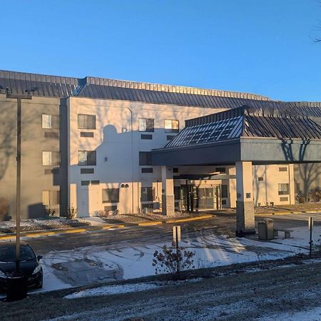 Best Western Bolingbrook Hotel Екстериор снимка