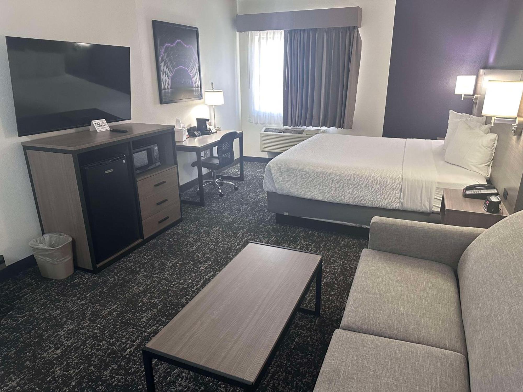 Best Western Bolingbrook Hotel Екстериор снимка