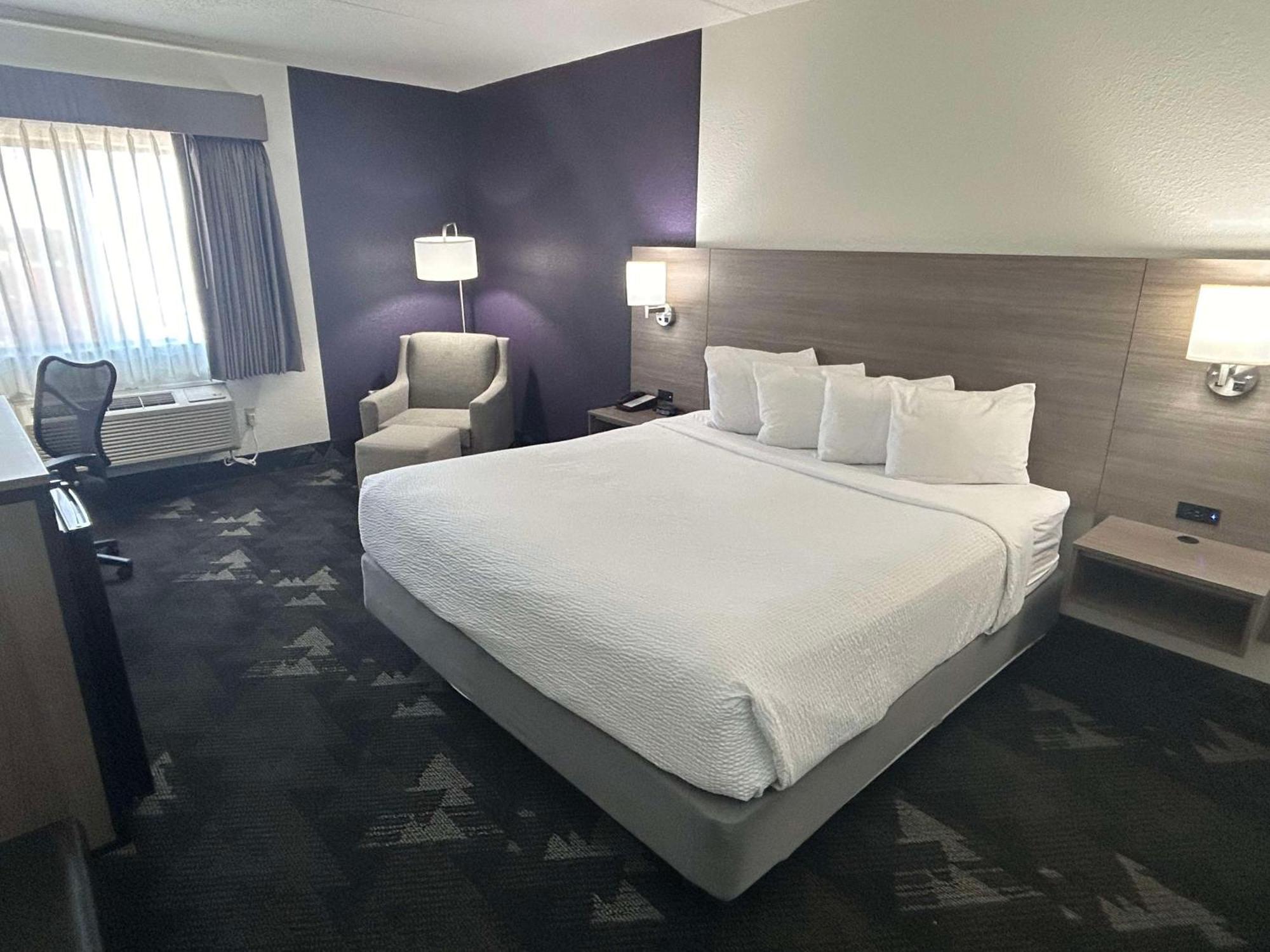 Best Western Bolingbrook Hotel Екстериор снимка