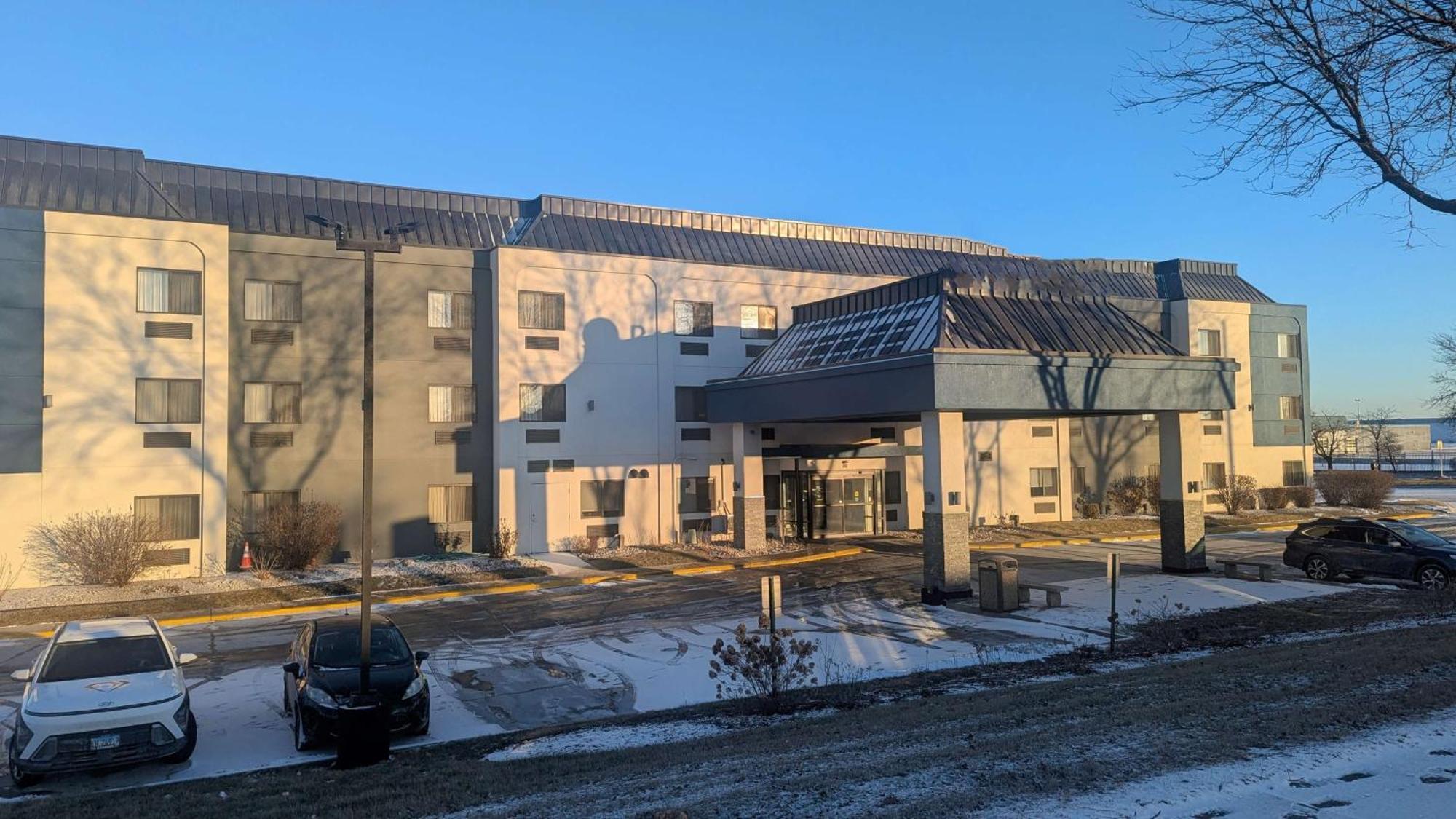 Best Western Bolingbrook Hotel Екстериор снимка
