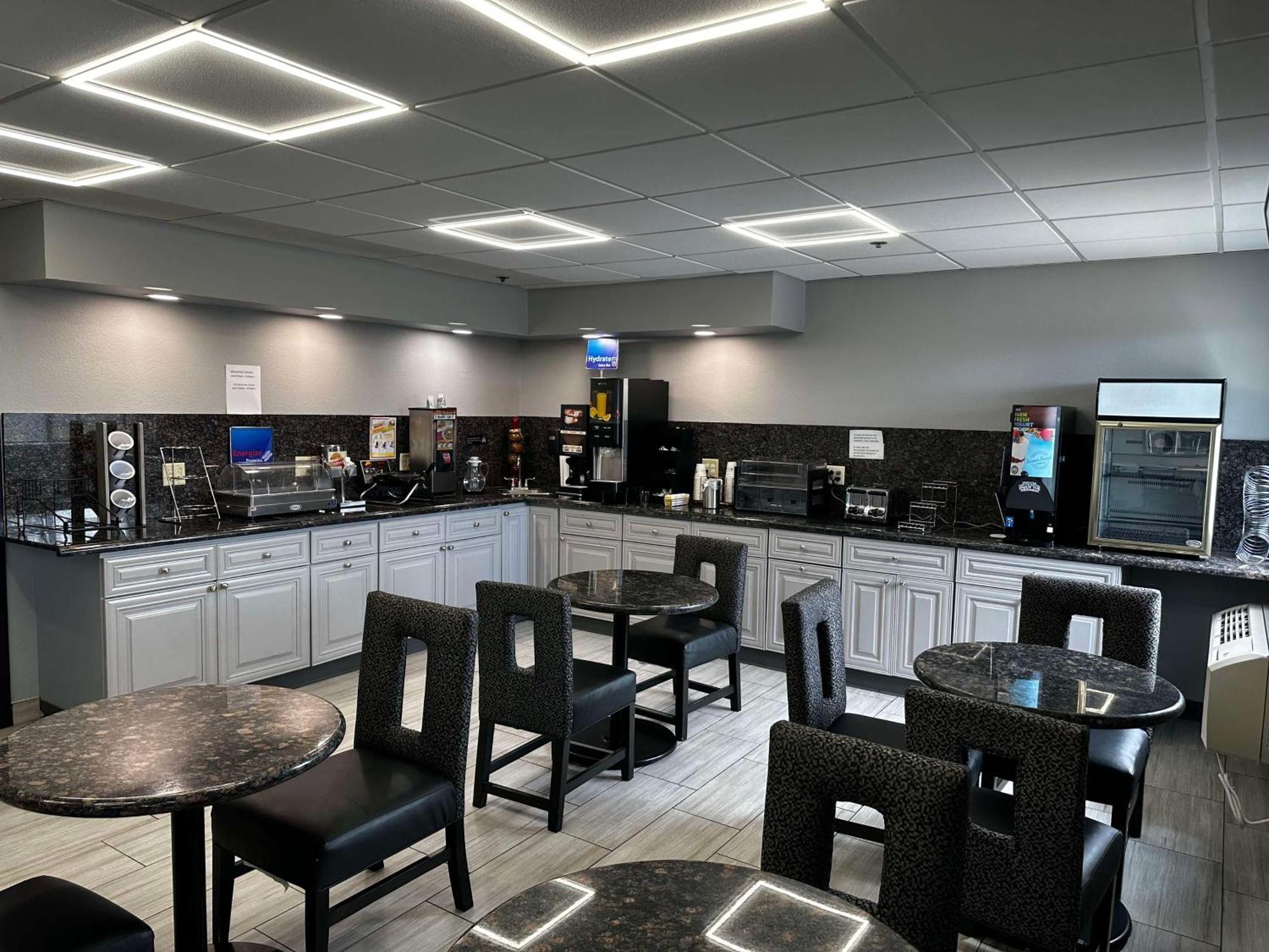 Best Western Bolingbrook Hotel Екстериор снимка